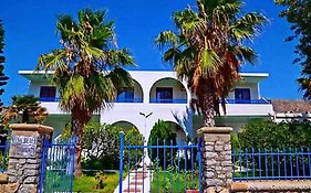 Nitsa'S Apartments